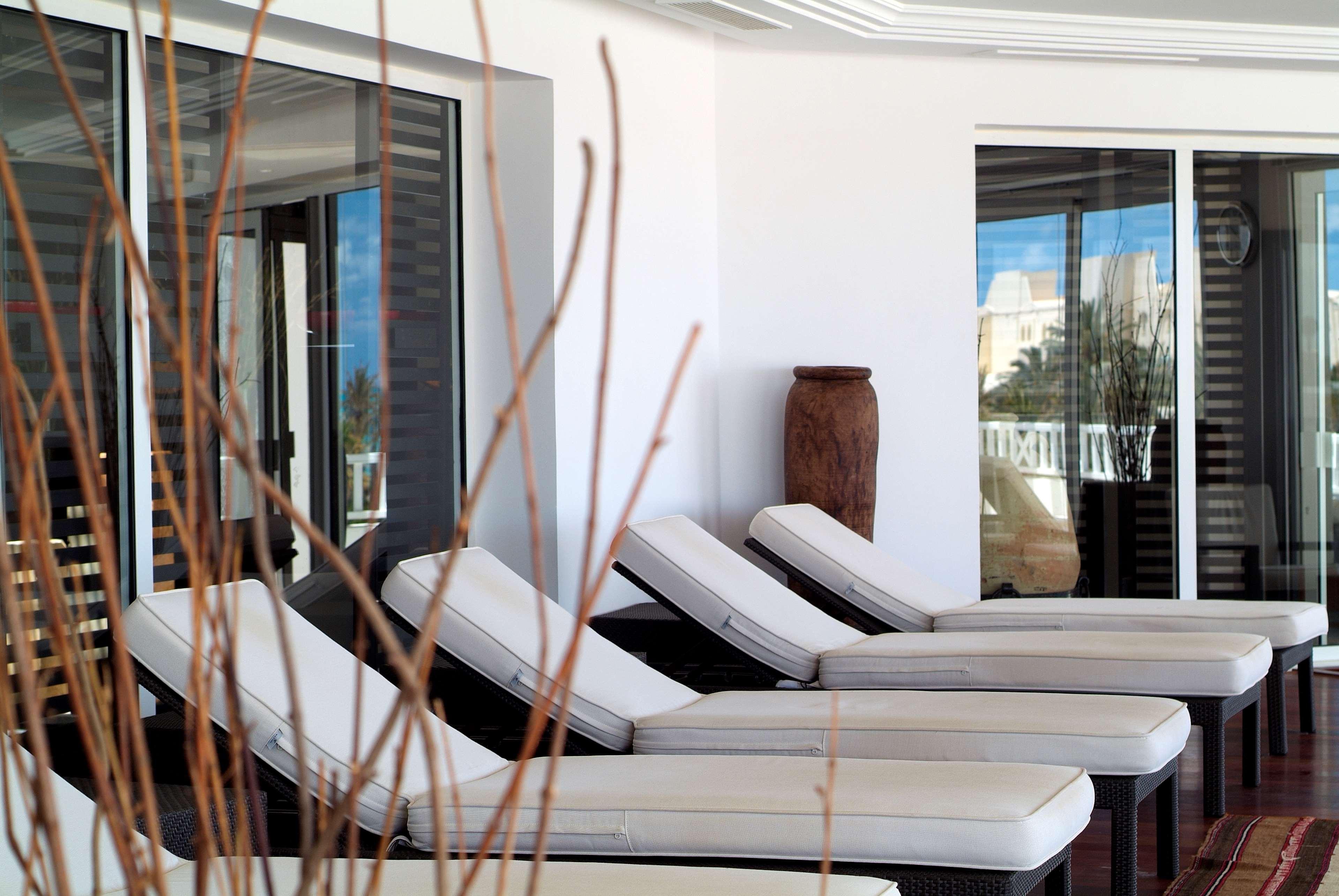 Radisson Blu Palace Resort & Thalasso, Djerba Mezraia Ngoại thất bức ảnh The spa at the Atlantis Paradise Island