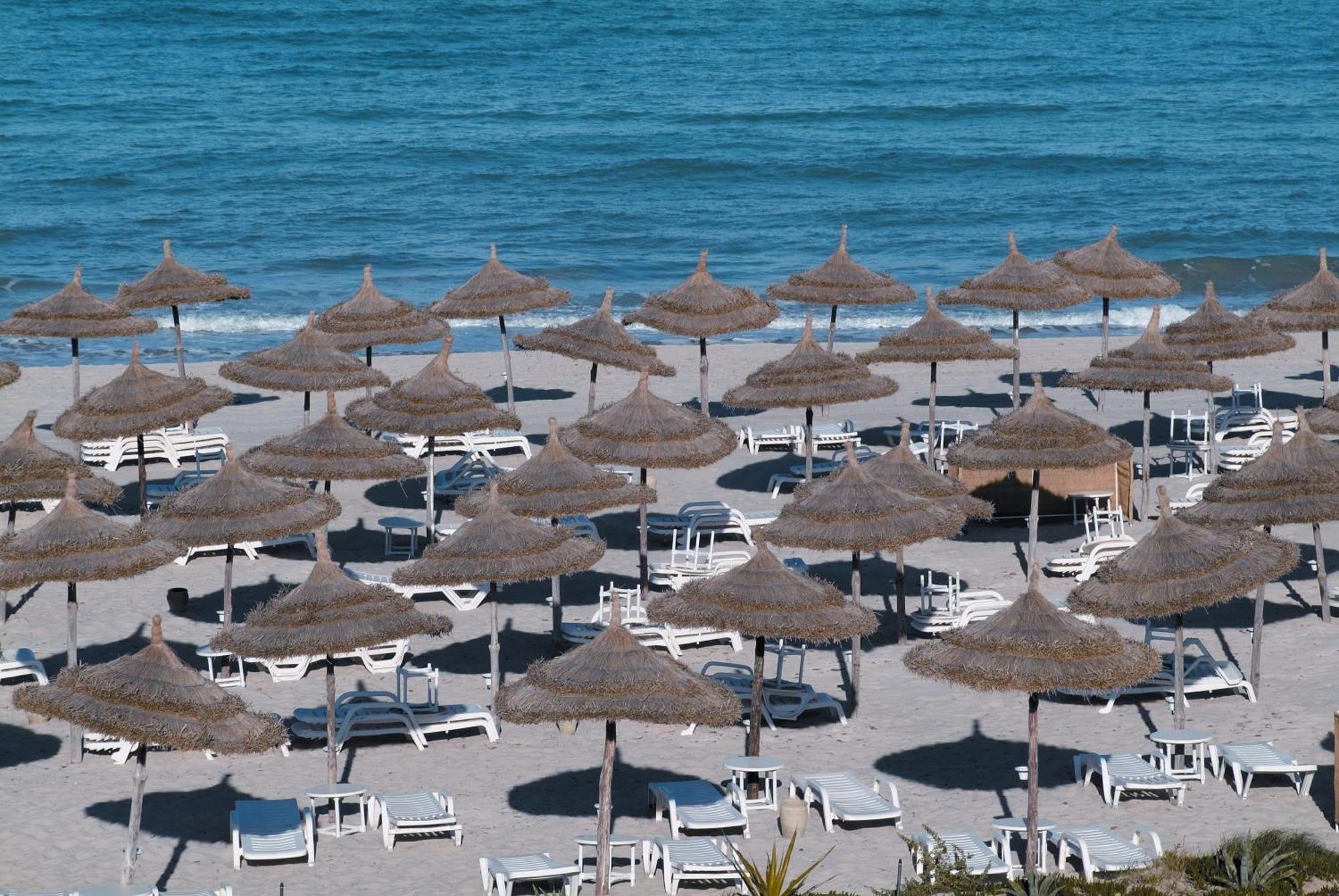Radisson Blu Palace Resort & Thalasso, Djerba Mezraia Ngoại thất bức ảnh Playa de Sabinillas